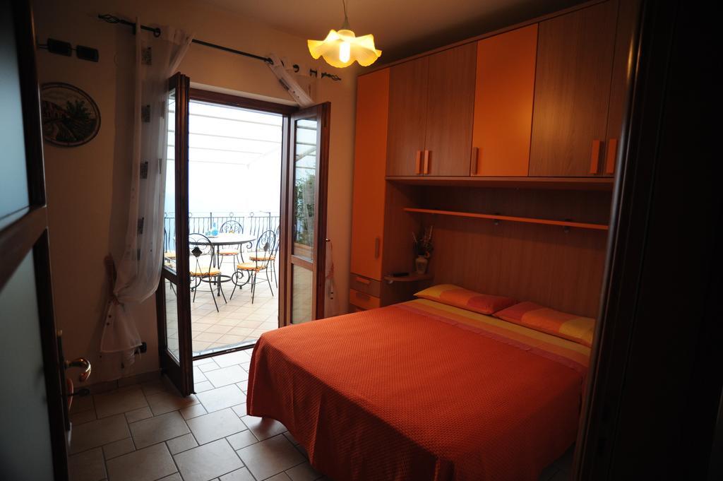 Bed and Breakfast La Mela Blu Furore Pokój zdjęcie